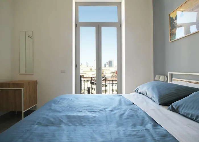 View 4* Νάπολη